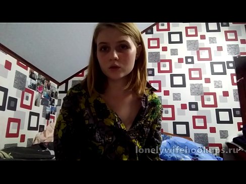 ❤️ Xwendekarê ciwan blonde ji Rûsyayê ji dîkên mezintir hez dike. ☑ Vîdyoyê qijkî li ku.sex78.ru